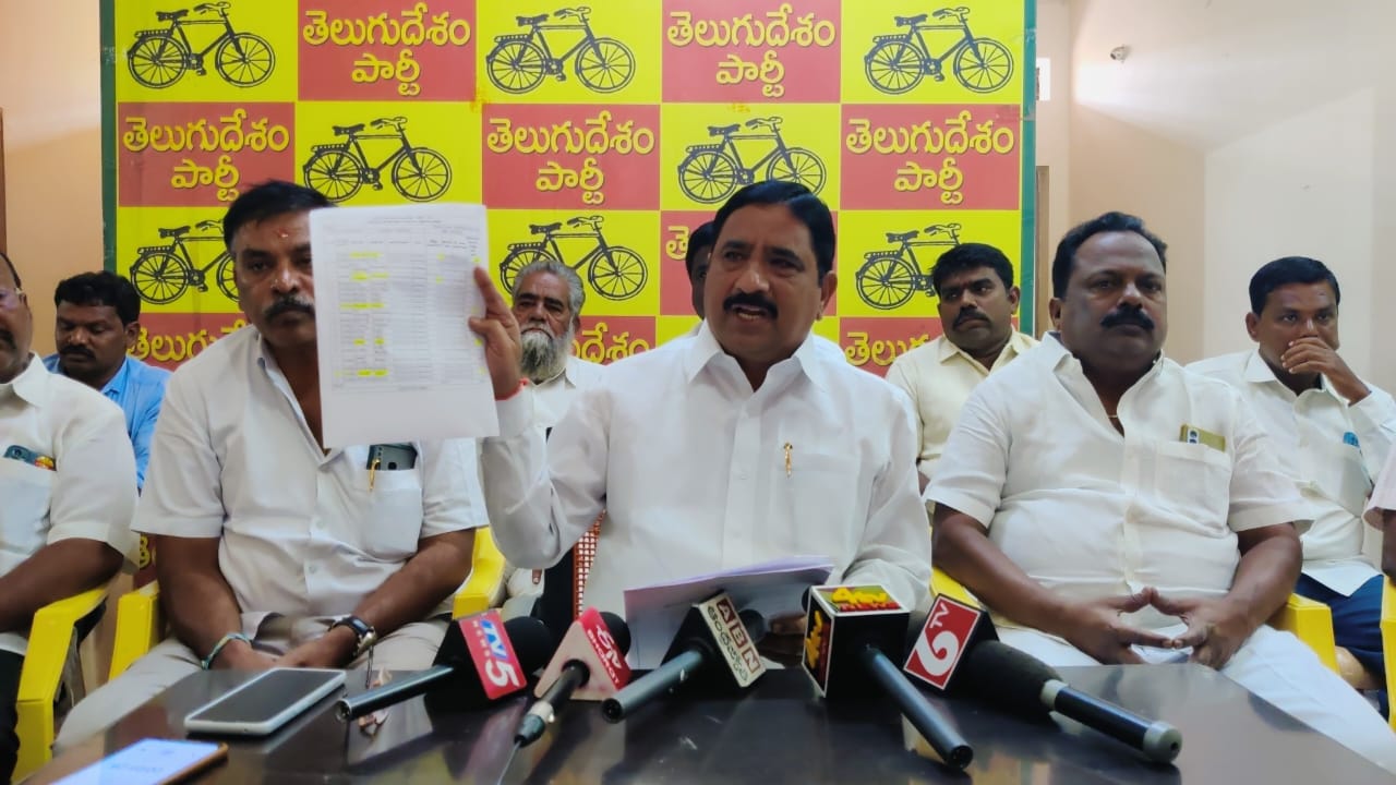 పరిహారం కాదు పరిహాసం : కాలవ