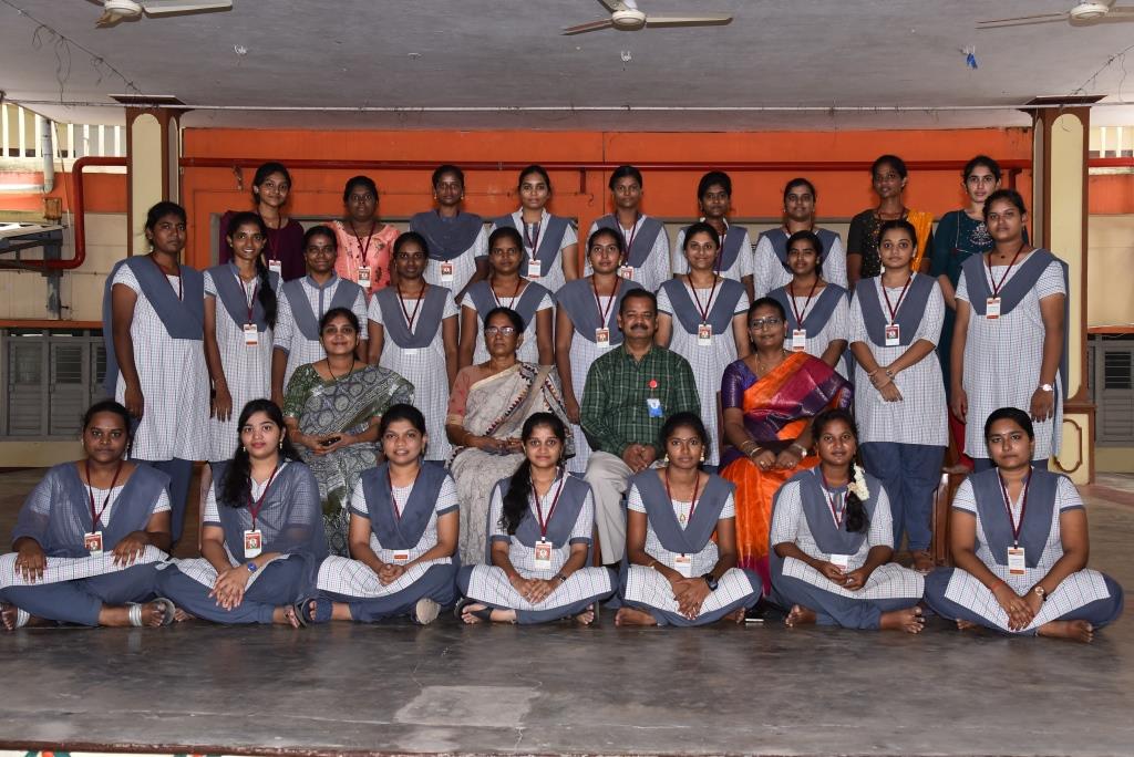 పీజీ సెట్‌లో ఎస్‌కెఎస్‌డి విద్యార్థినుల ప్రతిభ