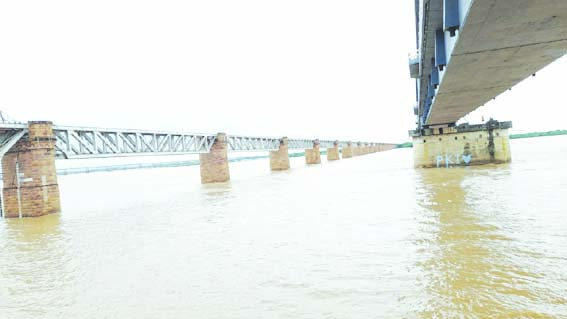 పెరిగిన వరద ఉధృతి