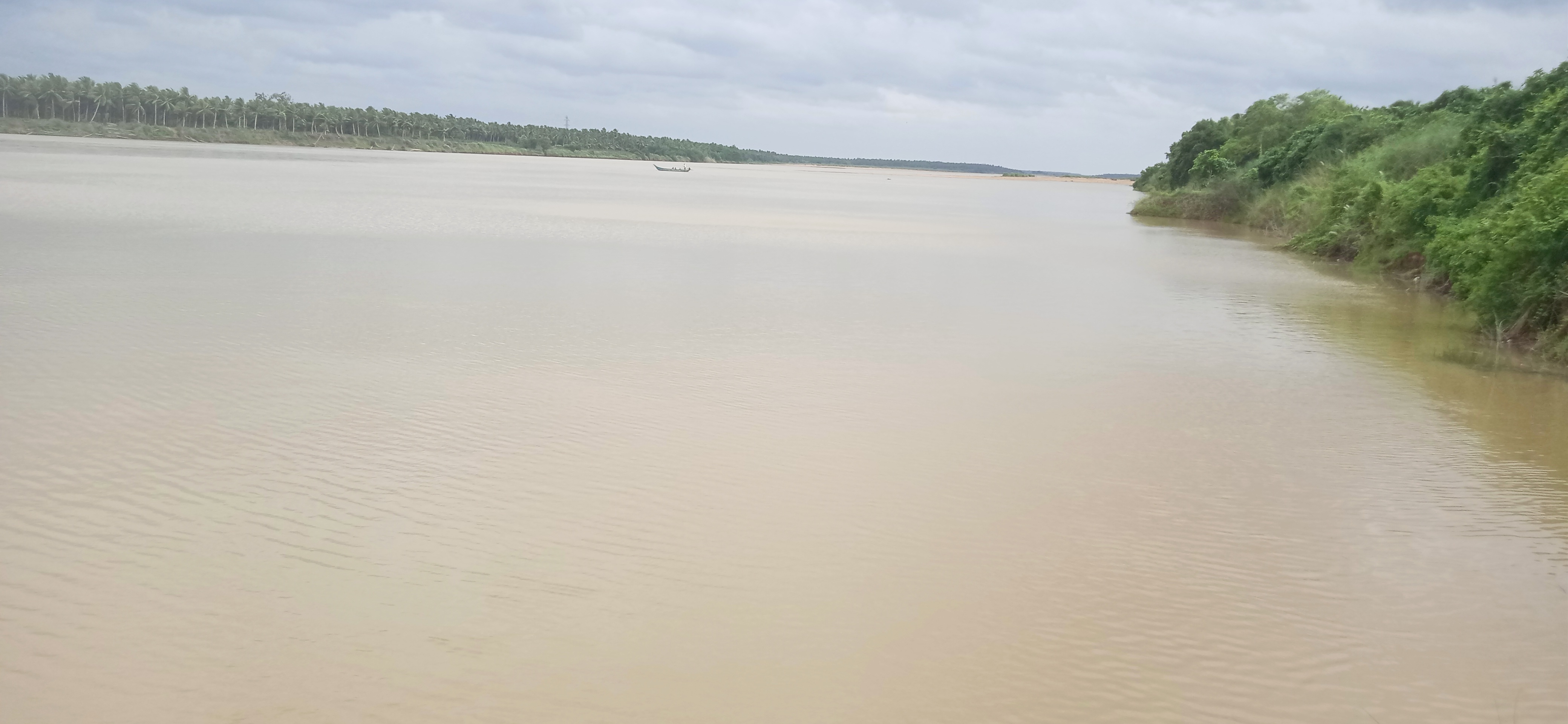 గోదా'వర్రీ'..!