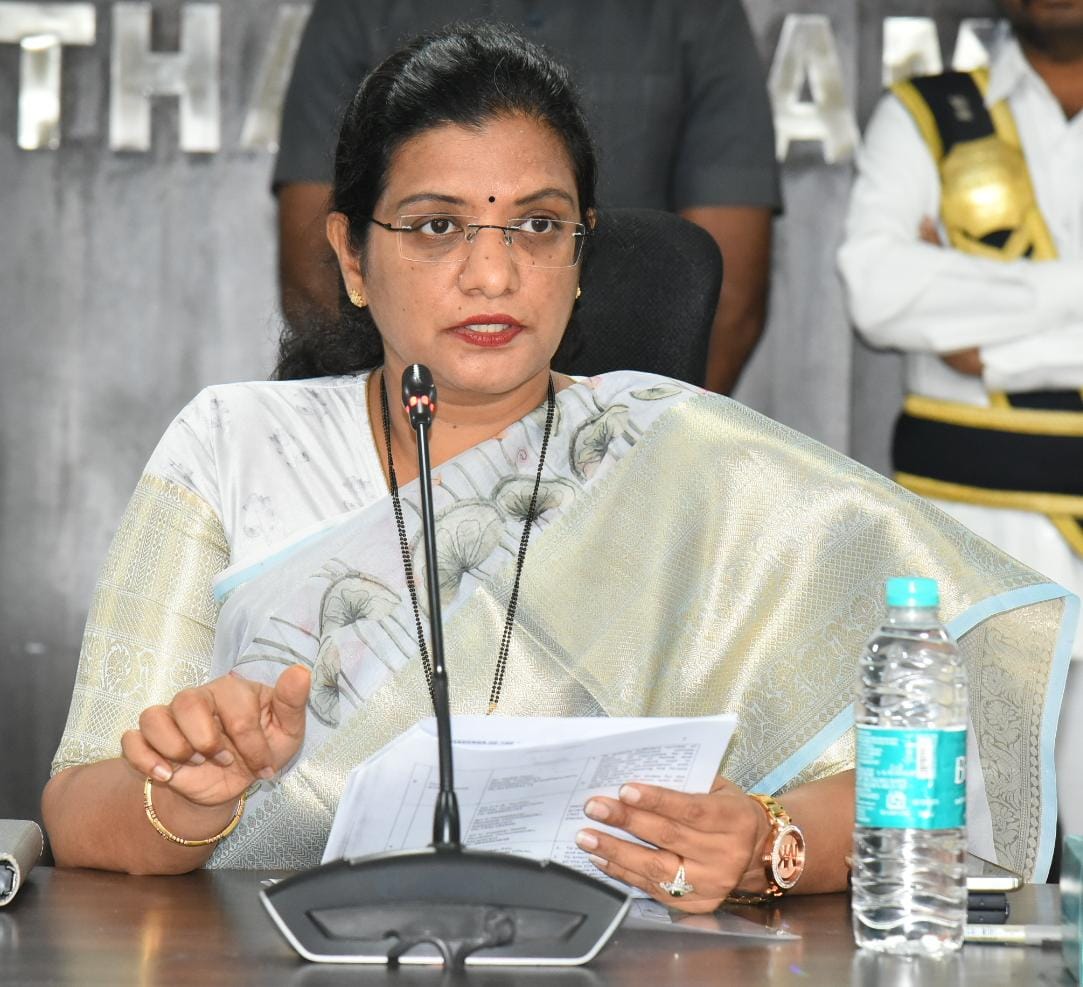 సమర్థవంతంగా పనిచేద్దాం : కలెక్టర్‌