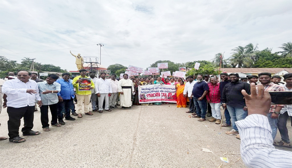Christian-rally-in-protest-against-attacks-on-Christians-in-Manipur