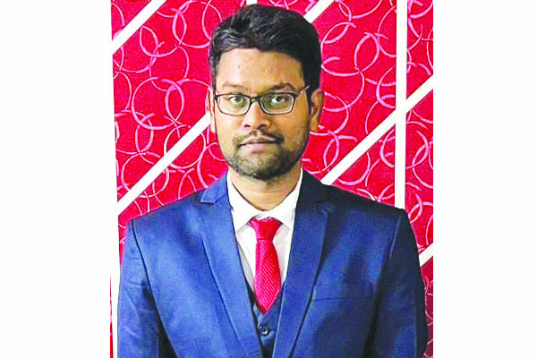 నాన్న కానిస్టేబుల్‌.. కుమారుడు డిఎస్‌పి