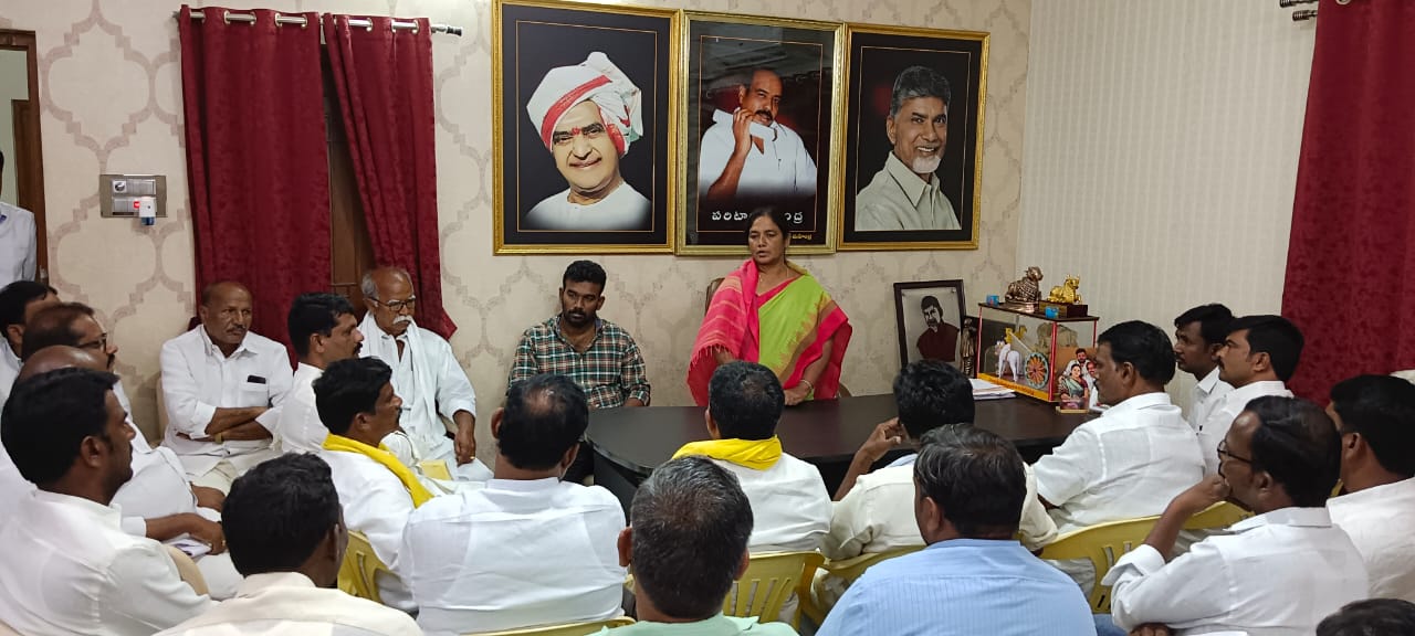 ఒక్క ఎకరాకైనా సాగునీరు ఇచ్చారా..?