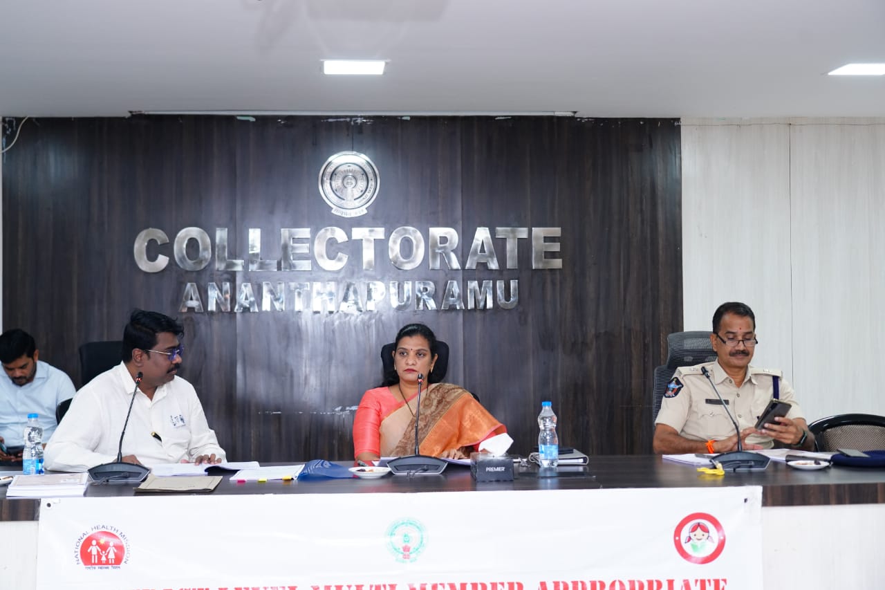 బాలికల కోసం అవగాహన కార్యక్రమాలు