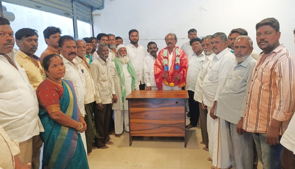 /Working-for-the-development-and-welfare-of-carpenters-Former-MLA