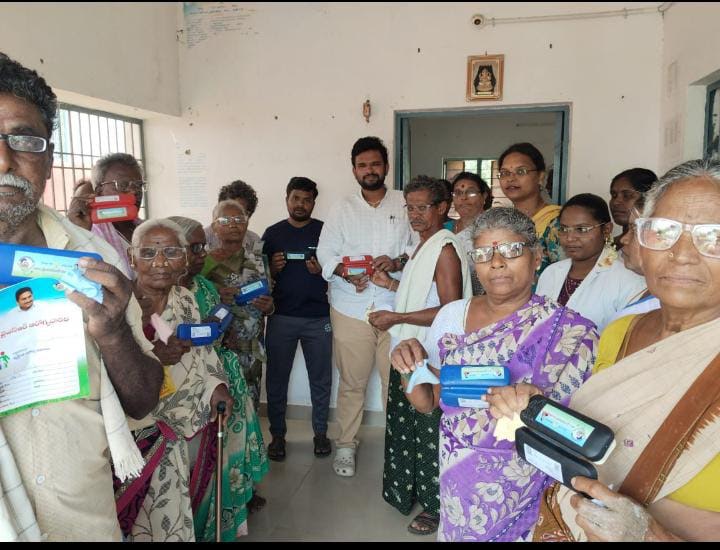 25 శాతం మందికే కంటి అద్దాలు