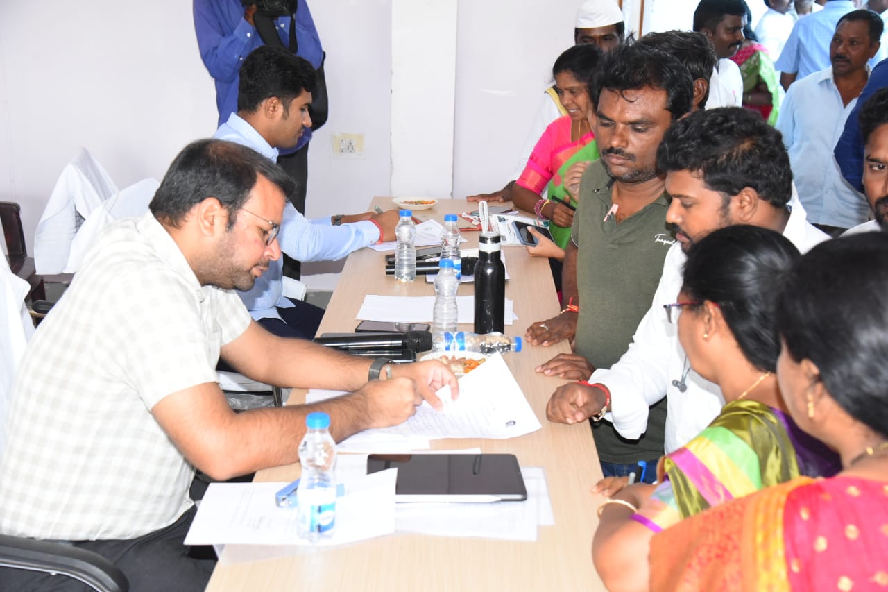 నాణ్యతగా జగనన్నకు చెబుదాం అర్జీల పరిష్కారం