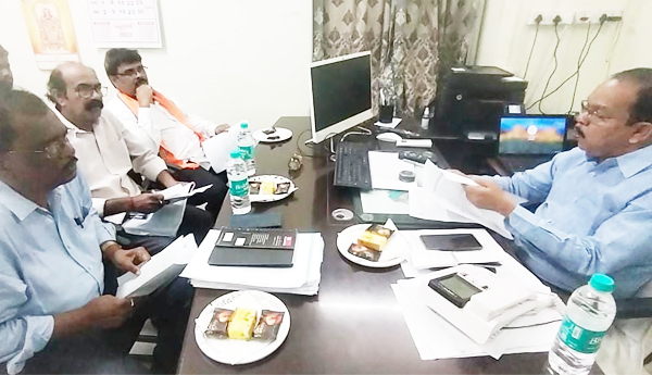 700 ఓటర్లు పైబడి ఉన్న... అపార్ట్‌మెంట్లలో ప్రత్యేక పోలింగ్‌ కేంద్రం
