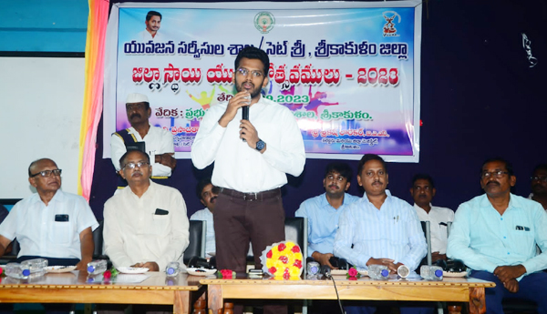 సాధనతో ఉన్నత శిఖరాలు