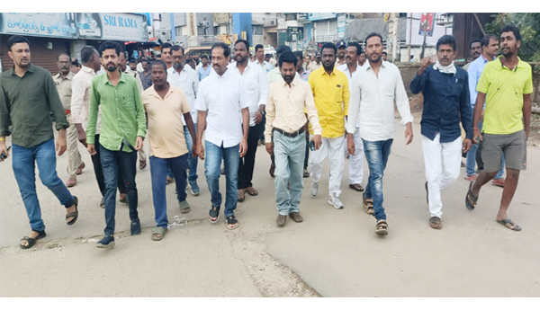 Bandh-in-Kadiri-Leader-arrested