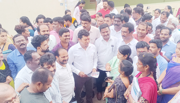 టిడిపిలో జనసేన విలీనం తప్పదు