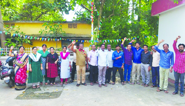 పోస్టల్‌ ప్రైవేటీకరణ తగదు