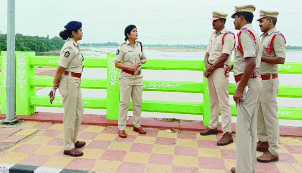 ప్రశాంత నిమజ్జనానికి పటిష్ట చర్యలు
