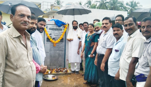 ఇంటింటికీ తాగునీరు