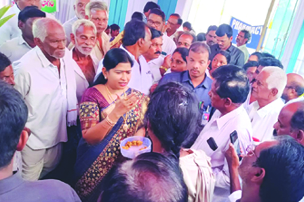 రీసర్వే తర్వాత భూముల వివరాలు మాయం