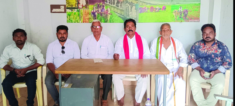 పంటసాగుబడికి నీటిసరఫరా చేయాలి