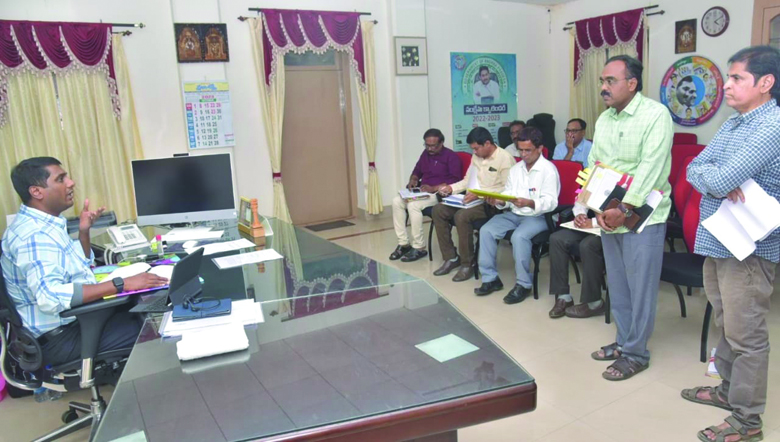 ప్రభుత్వ వైద్యశాలల్లో ఆరోగ్యశ్రీ సేవలు మెరుగు