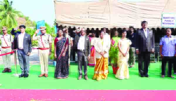 పోలీస్‌ అమరవీరుల త్యాగాలు మరువలేనివి