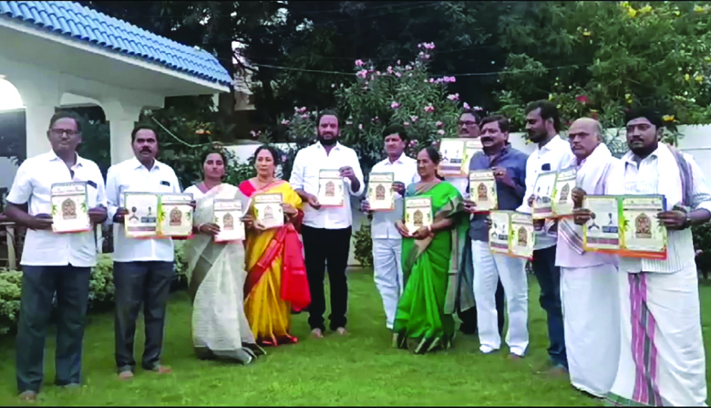 దసరా నవరత్నాల కరపత్రాలు ఆవిష్కరణ