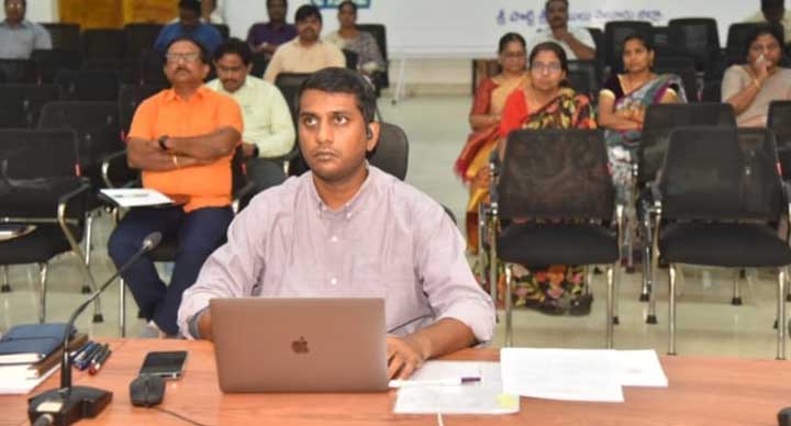 అభివద్ధి లక్ష్యాల సాధన పై ప్రత్యేక దష్టి