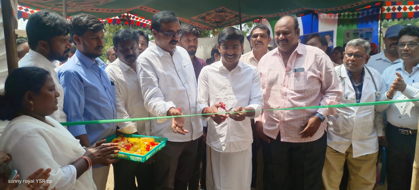 'ఆరోగ్యశ్రీ'తో మెరుగైన వైద్యం