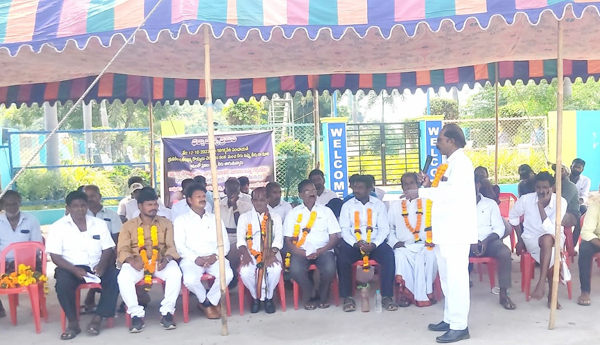 రొయ్యల చెరువులతో తీరని నష్టం