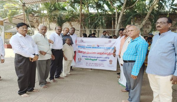 వసతుల కల్పనకు కృషి