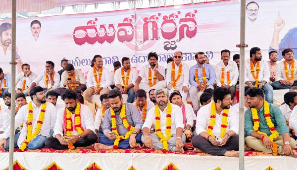 పాలకుల నిర్లక్ష్యంతోనే జిల్లా వెనుకబాటు