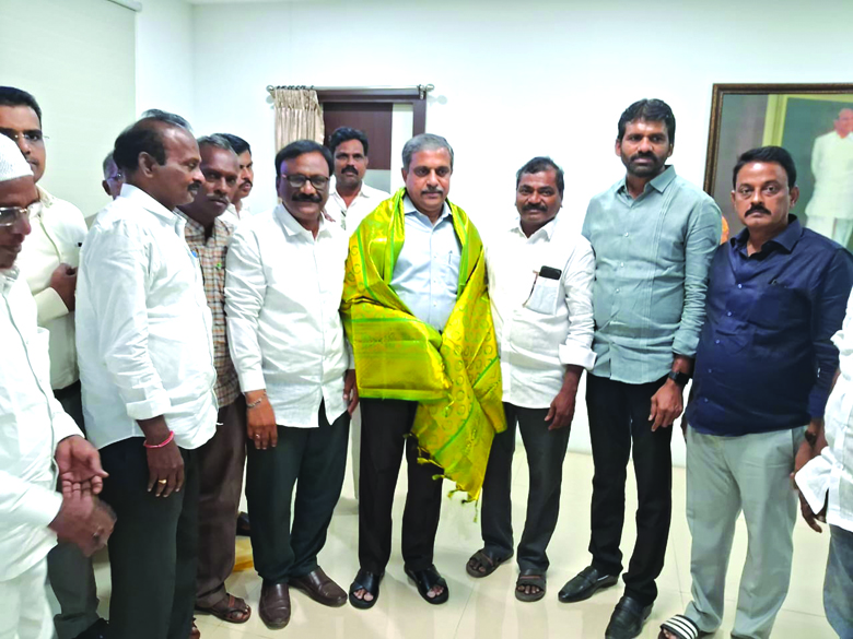 'సజ్జల'ను కలిసిన మునీర్‌ జాన్‌