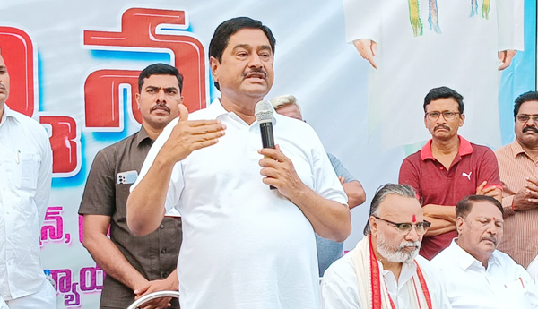 కెఆర్‌ స్టేడియం నిర్మాణం వేగవంతం