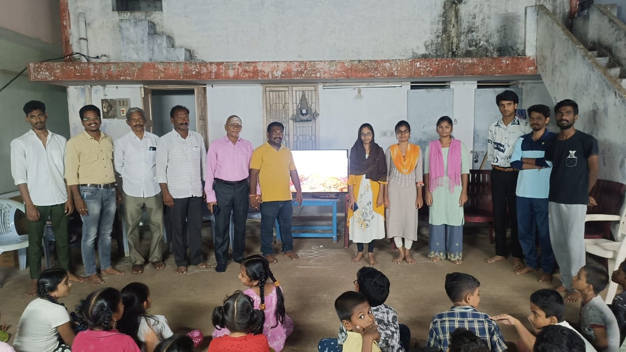 బాలికలకు అవగాహన సదస్సు