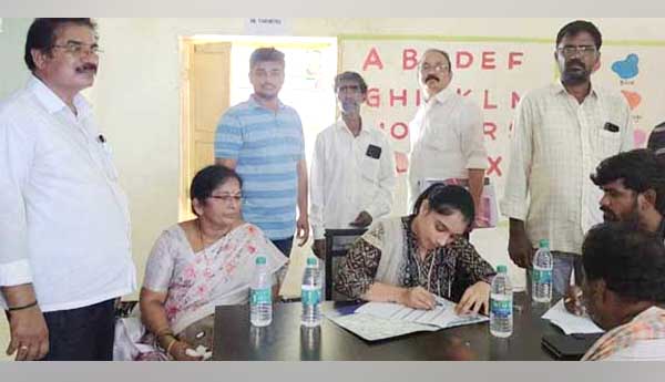 తిమ్మారెడ్డిపాలెంలో 'జగనన్న సురక్ష'