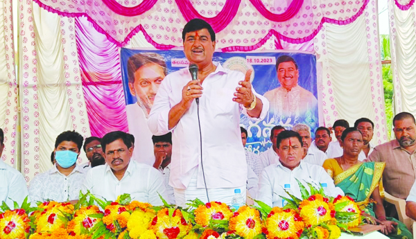 అచ్చెన్నా... అబద్దాలు కట్టిపెట్టు