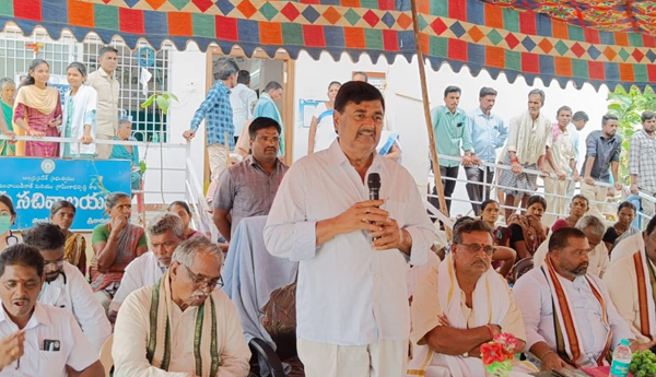 'ఆరోగ్య సురక్ష'తో ప్రజలకు రక్ష