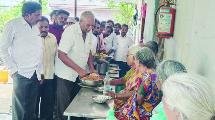 ఘనంగా యశ్వంత్‌ రెడ్డి జన్మదిన వేడుకలు