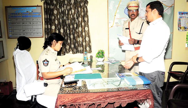 ముఖ్య కూడళ్లలో సిసి కెమెరాలు