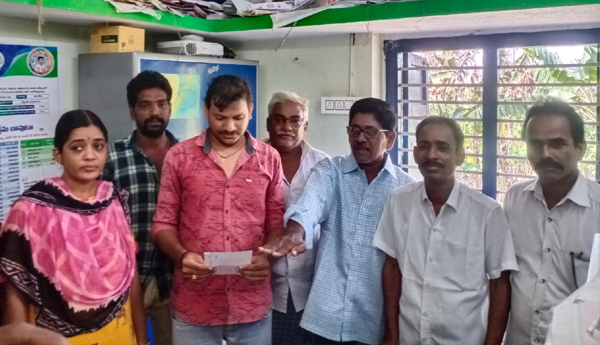 /Mattaparthi-taking-oath-as-a-ward-member