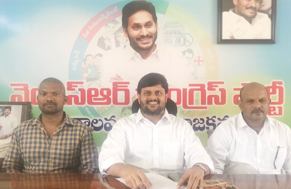 మనుగడ కోసమే టిడిపి, జనసేన పొత్తు