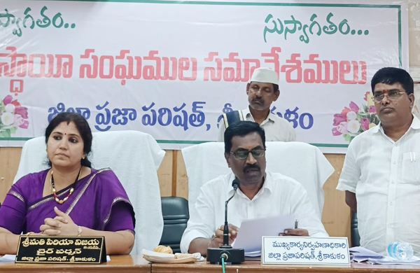 సాగునీరు అందించడంపై ప్రత్యేక శ్రద్ధ