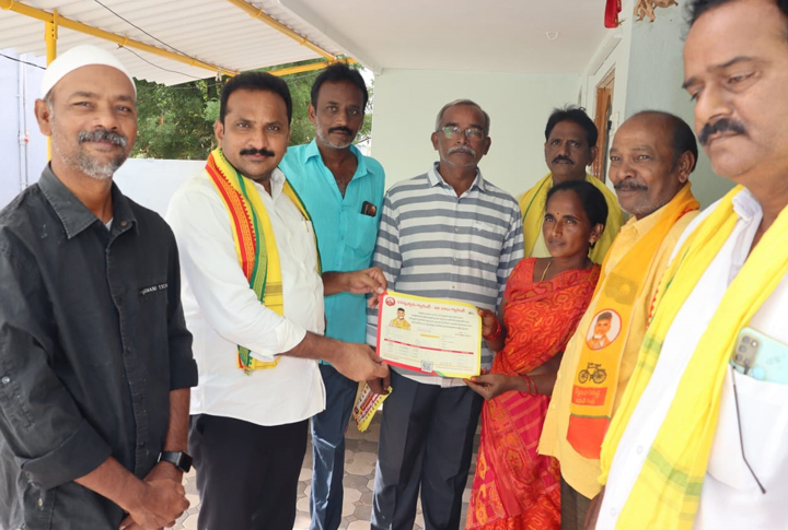 కందుకూరులో 'ఇంటూరి' ప్రచారం