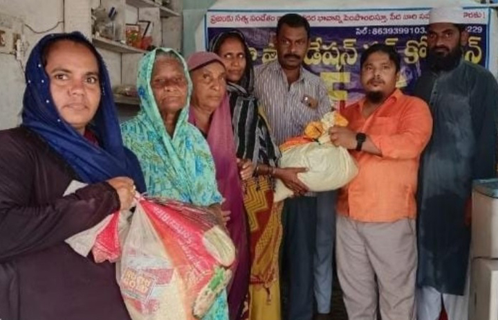 ఐఎఫ్‌సి సేవా కార్యక్రమాలు