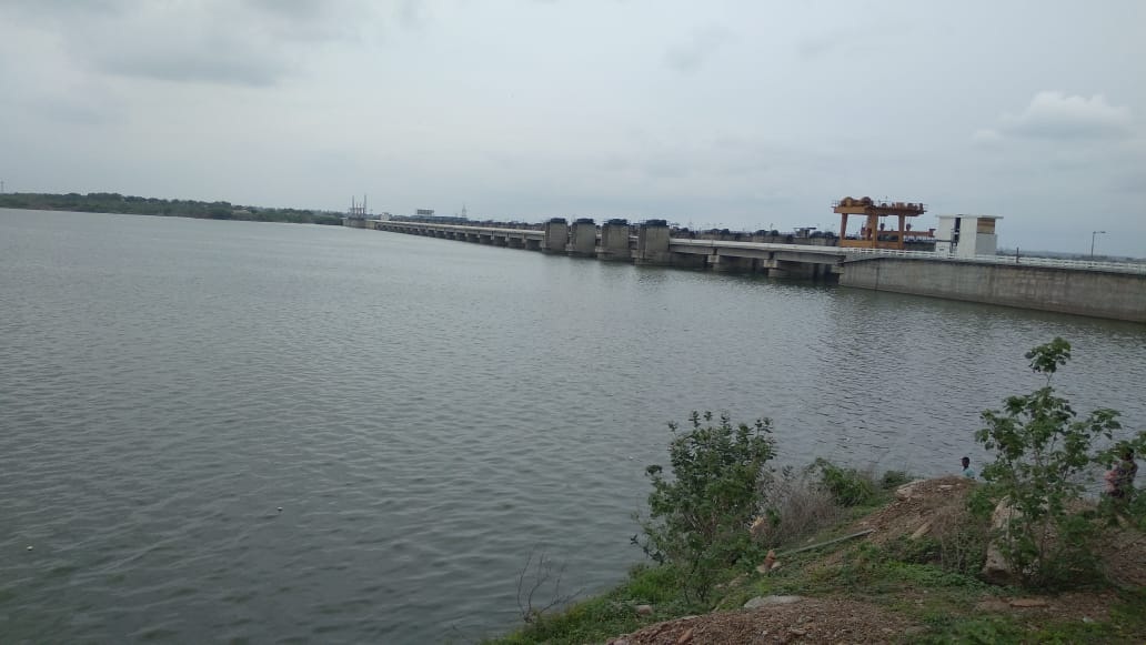 పులిచింతలలో తగ్గిన నీటి నిల్వ!