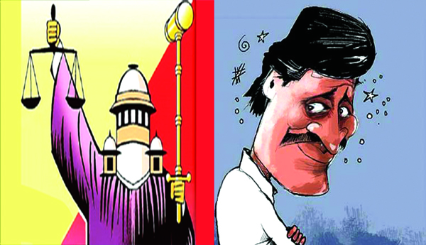 కేసుల తాసులో రాజకీయ రేసులు