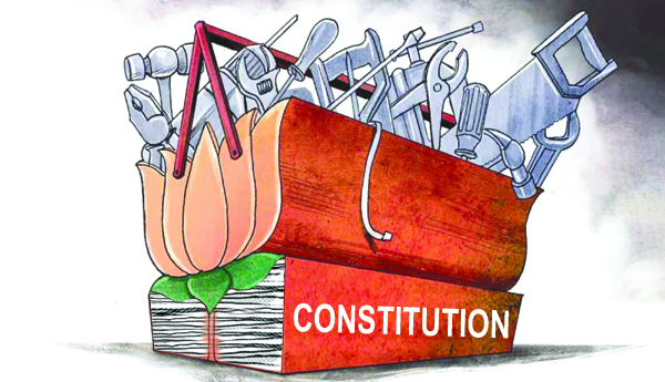 భారత రాజ్యాంగంపై తారా స్థాయికి చేరిన హిందూత్వ శక్తుల దాడి 