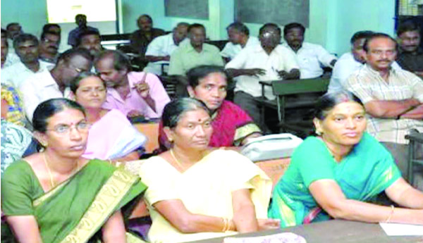 ఉపాధ్యాయ బదిలీల్లో ప్రభుత్వ మొండి వైఖరి