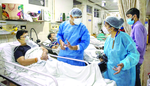 మూడవ వేవ్‌ను సమిష్టిగా ఎదుర్కొందాం