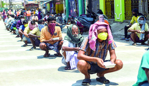 కోవిడ్‌తో పెరిగిన నిరుపేదలు 