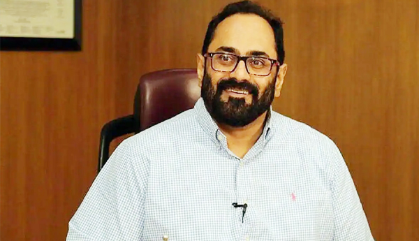 కేంద్ర ఐటి సహాయ మంత్రి ట్విట్టర్‌ ఖాతాకు 'బ్లూటిక్‌' తొలగించిన ట్విట్టర్‌