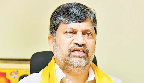 టిటిడిపి అధ్యక్ష పదవికి ఎల్‌.రమణ రాజీనామా, టిఆర్‌ఎస్‌లో చేరిక